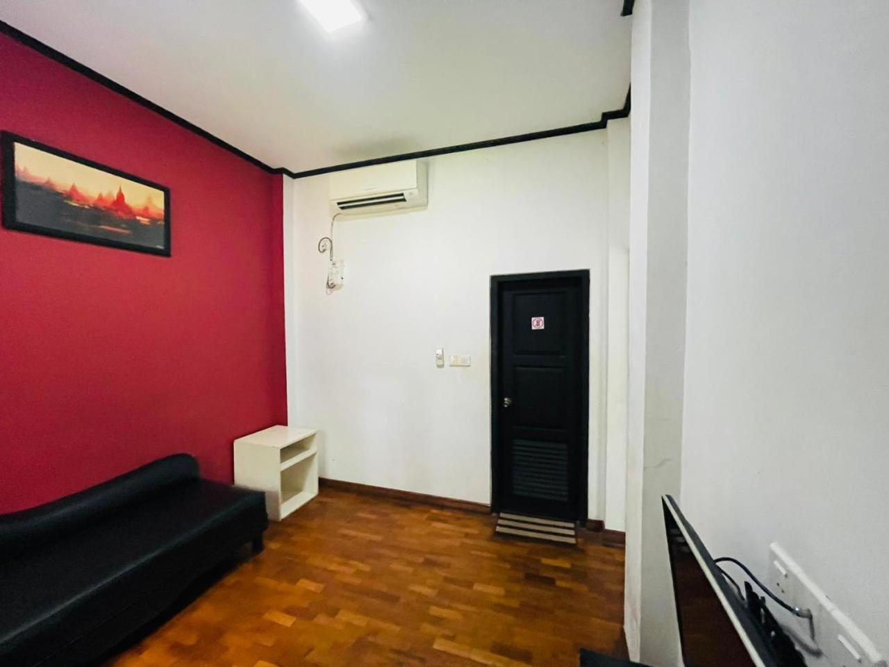 WH Hotel & Service Apartment Thanlyin Exterior foto